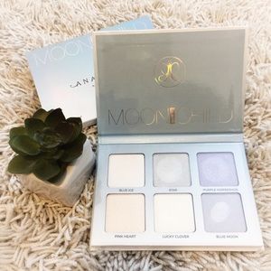 Anastasia Beverly Hills Moonchild Glow Kit
